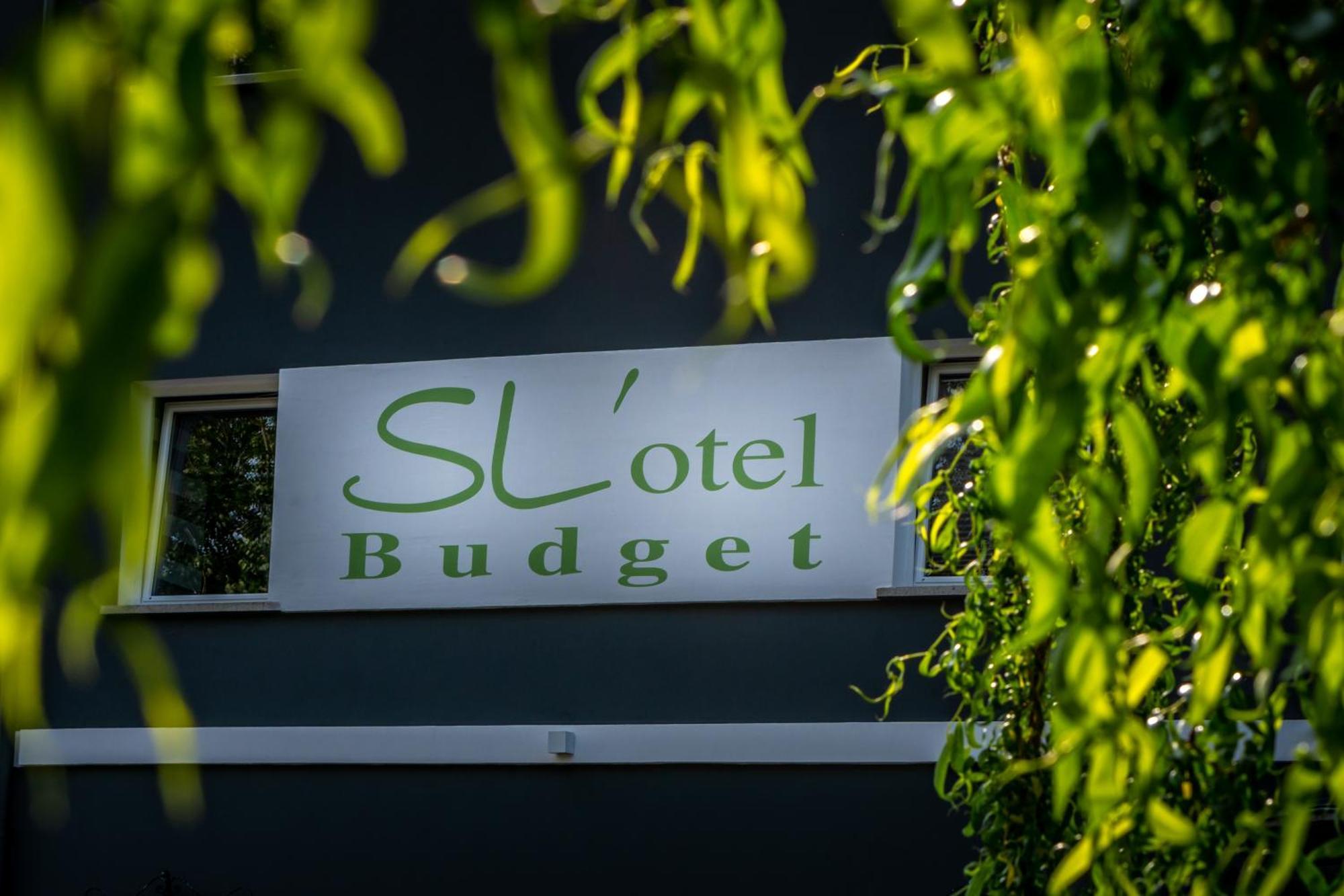 Sl'Otel Budget Bernburg Exteriör bild