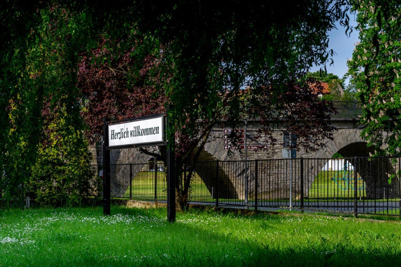 Sl'Otel Budget Bernburg Exteriör bild