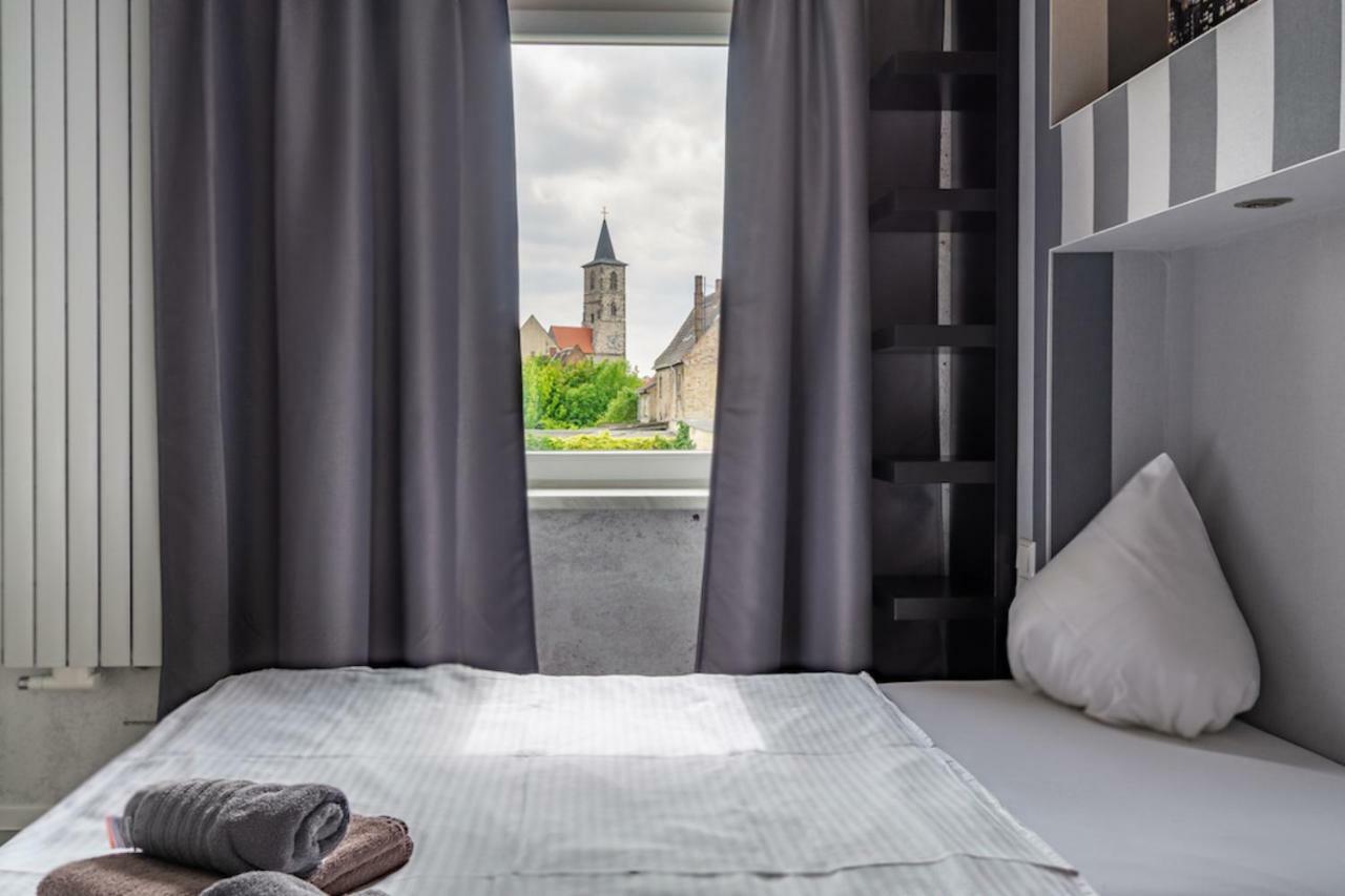 Sl'Otel Budget Bernburg Exteriör bild